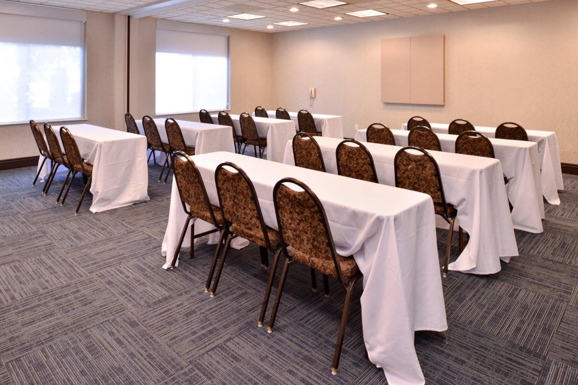 Holiday Inn Express Portland West/Hillsboro By Ihg Ngoại thất bức ảnh