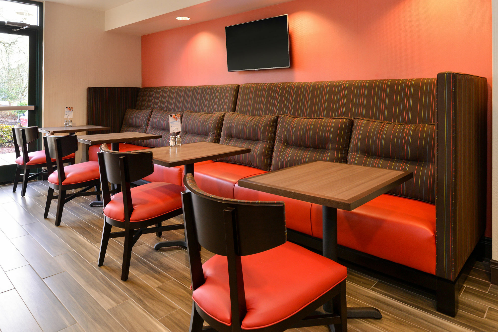Holiday Inn Express Portland West/Hillsboro By Ihg Ngoại thất bức ảnh